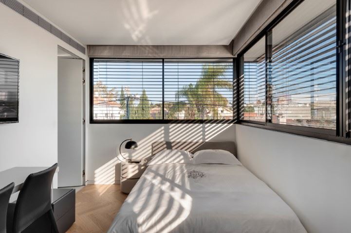 KIMHI DORI - עיצוב תאורת חדר בבית פרטי